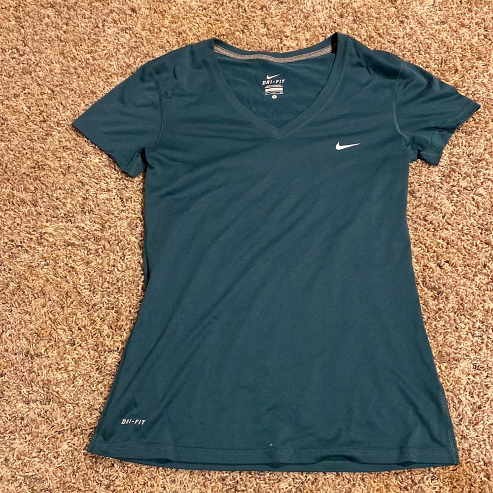 Nike athletic t-shirt